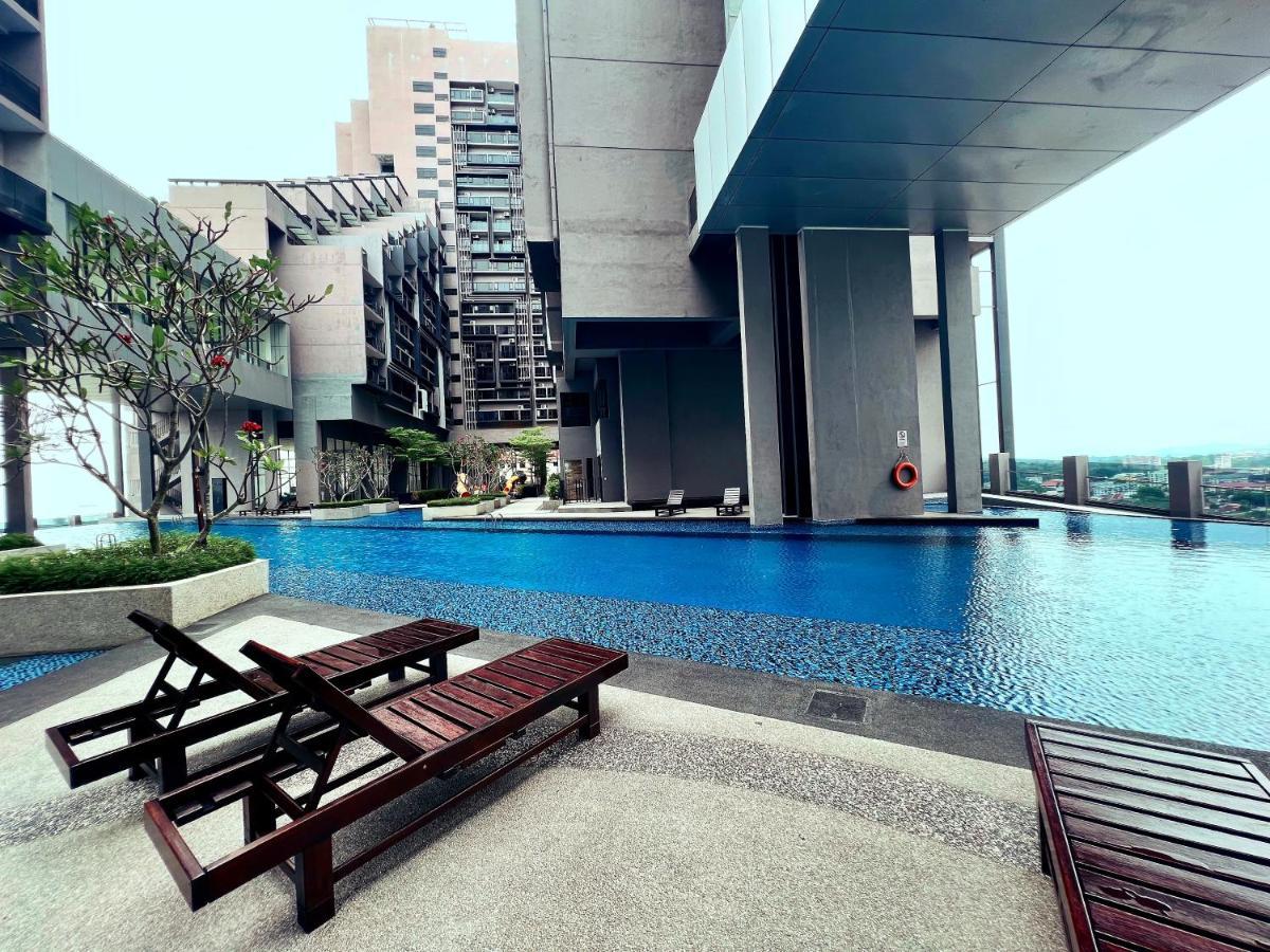 Imperio Residences Melaka Malacca Exterior photo
